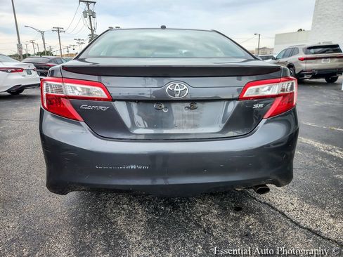 Used 2012 Toyota Camry SE w/ Convenience Pkg FWD image 5