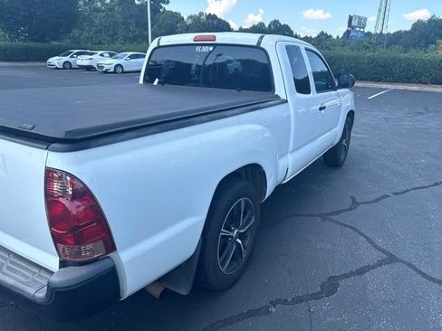 Used 2015 Toyota Tacoma 2WD Access Cab image 8