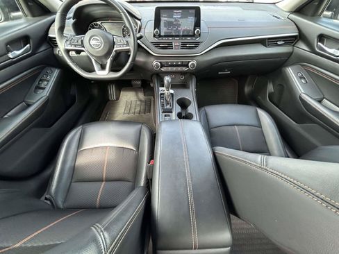 Used 2020 Nissan Altima 2.5 SR AWD/4WD image 12