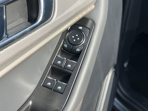 New 2026 Ford Explorer Active image 15