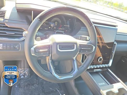 New 2026 GMC Acadia Denali w/ Super Cruise Package AWD/4WD image 19