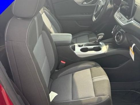 New 2026 Chevrolet Blazer LT w/ Convenience Package FWD image 31