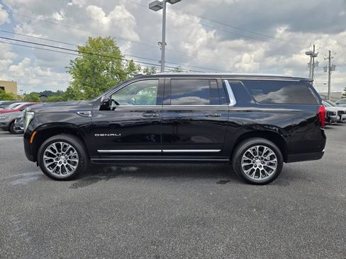 Used 2026 GMC Yukon XL Denali w/ Sun & Power Step Package AWD/4WD image 12