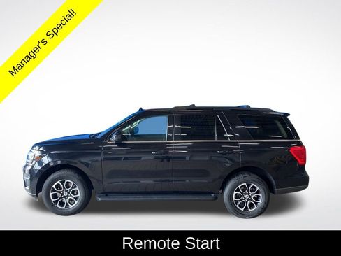 Used 2024 Ford Expedition XLT image 17