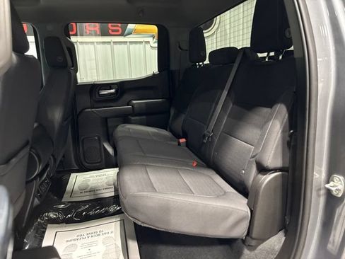 Used 2022 Chevrolet Silverado 1500 LT AWD/4WD image 18