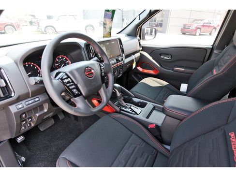 New 2025 Nissan Frontier PRO-4X w/ Interior Protection Package image 12