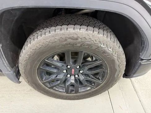 Used 2024 GMC Sierra 1500 Elevation image 4