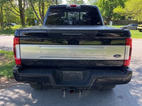 Used 2019 Ford F350 Platinum w/ Platinum Ultimate Package AWD/4WD image 6
