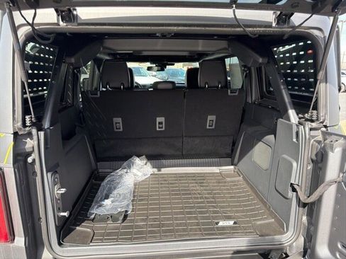 New 2025 Ford Bronco Badlands image 32