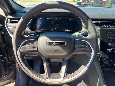 New 2026 Jeep Grand Cherokee Laredo X AWD/4WD image 17