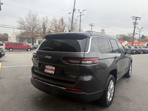 Used 2022 Jeep Grand Cherokee L Limited image 32