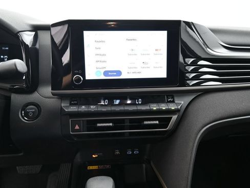Used 2025 Toyota Camry LE FWD image 12
