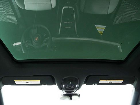 New 2026 Porsche Cayenne AWD image 21