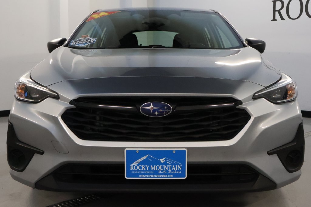 Used 2024 Subaru Impreza 2.0i AWD/4WD image 2