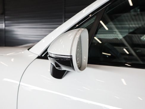 New 2026 Porsche Cayenne GTS image 28