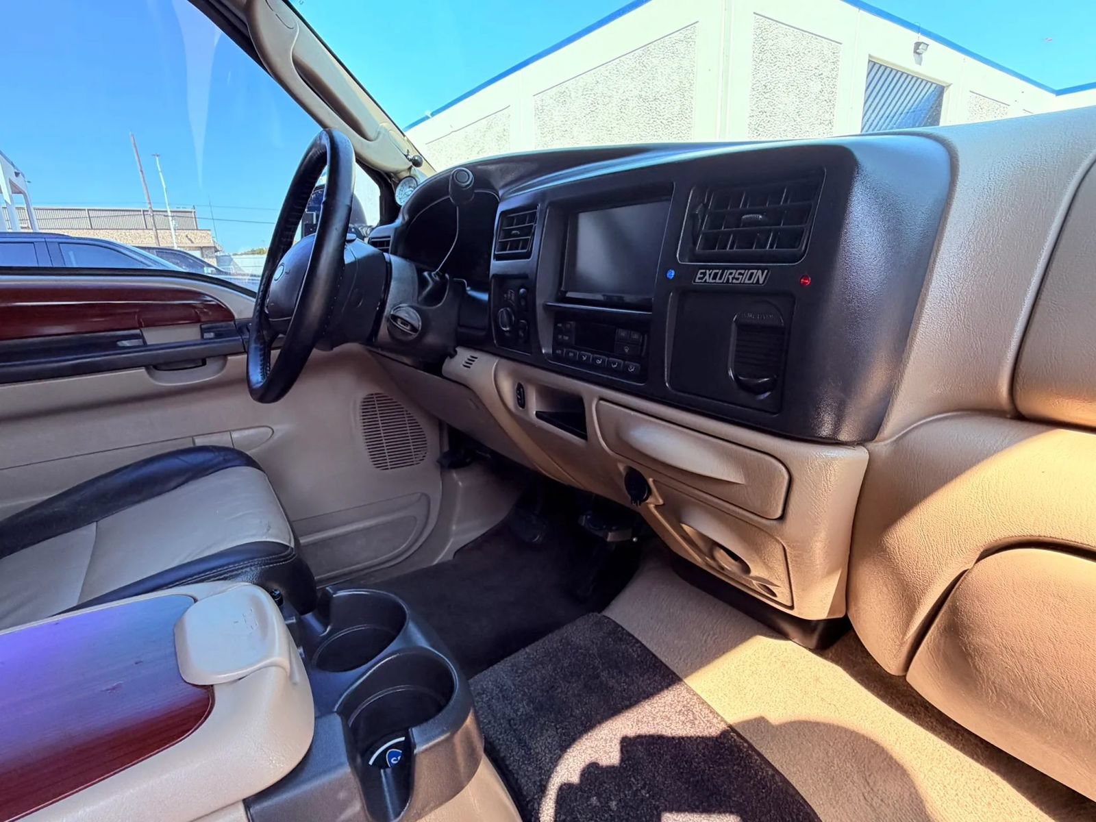Used 2005 Ford Excursion Eddie Bauer AWD/4WD image 38