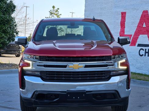 Used 2022 Chevrolet Silverado 1500 LT image 2