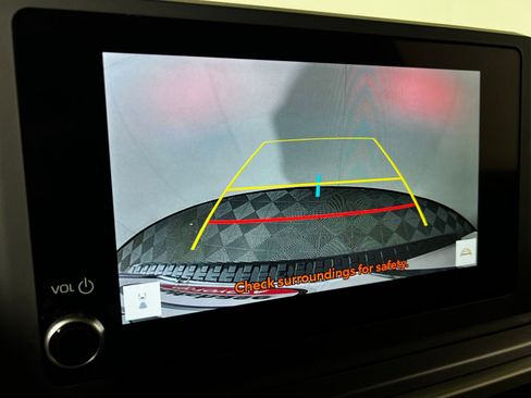 Certified 2025 Toyota 4Runner SR5 image 18