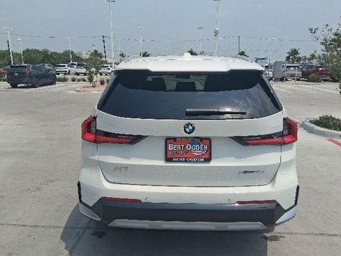 New 2026 BMW X1 xDrive28i w/ Technology Package AWD/4WD image 5