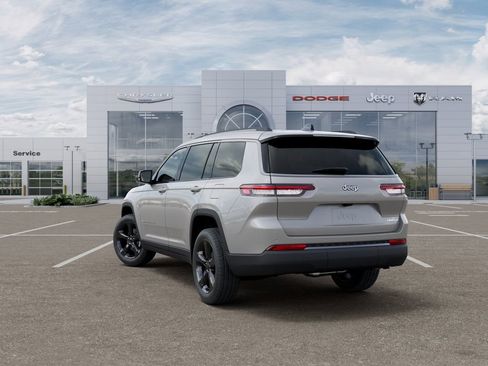 New 2026 Jeep Grand Cherokee L Limited RWD image 3