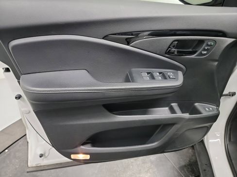 Certified 2023 Honda Passport Elite image 13