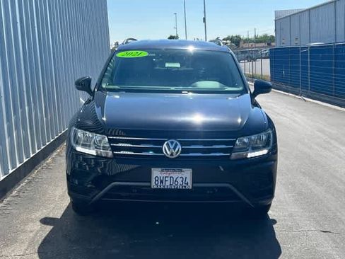 Used 2021 Volkswagen Tiguan S FWD image 2