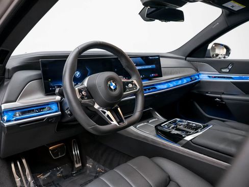 Used 2024 BMW 760i xDrive 760i xDrive w/ Executive Package image 2