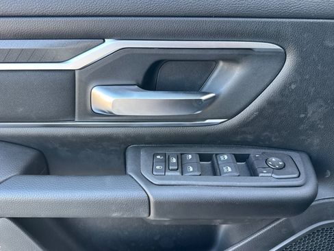 New 2026 RAM 1500 4x4 Crew Cab image 10