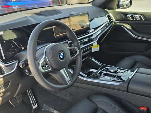 New 2026 BMW X5 xDrive40i w/ M Sport Package image 17