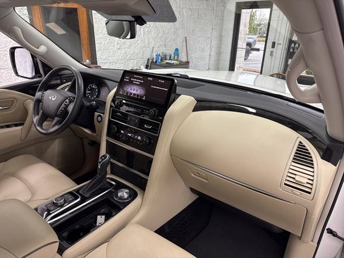 Used 2022 INFINITI QX80 Luxe w/ Cargo Package image 62