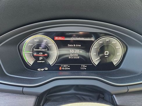 Used 2024 Audi Q5 e Premium Plus w/ Premium Plus Package AWD/4WD image 11