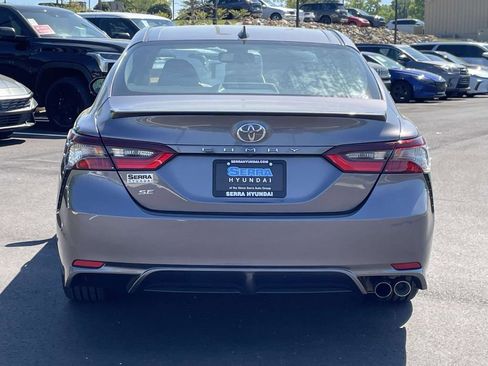 Used 2023 Toyota Camry SE w/ Convenience Package FWD image 4