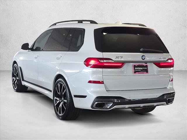 Used 2022 BMW X7 xDrive40i w/ M Sport Package AWD/4WD image 8