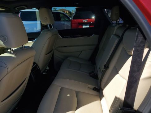 Used 2017 Cadillac XT5 Premium Luxury w/ Driver Assist Package image 14