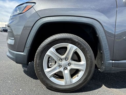 Used 2023 Jeep Compass Sport image 10