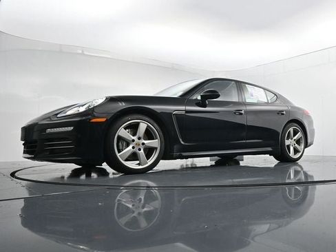 Used 2016 Porsche Panamera 4 Edition AWD/4WD image 31