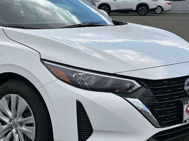 Certified 2025 Nissan Sentra S FWD image 8