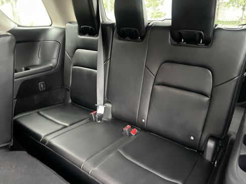 Used 2024 Nissan Pathfinder SL w/ Cargo Package AWD/4WD image 19