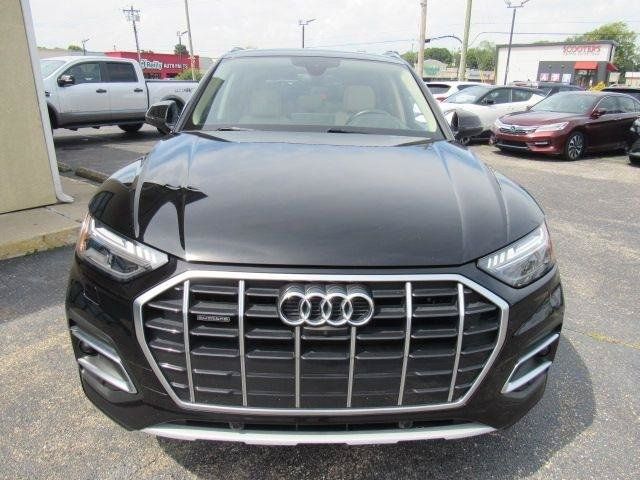 Used 2021 Audi Q5 Prestige w/ Prestige Package AWD/4WD image 3