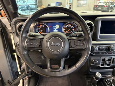Used 2021 Jeep Wrangler Unlimited Sport AWD/4WD image 10
