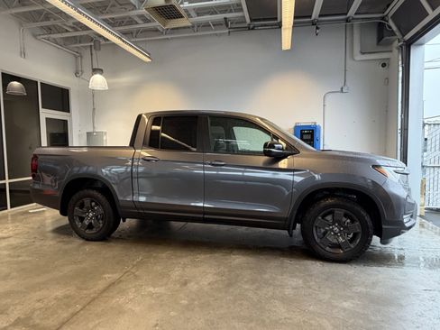 New 2026 Honda Ridgeline TrailSport image 1