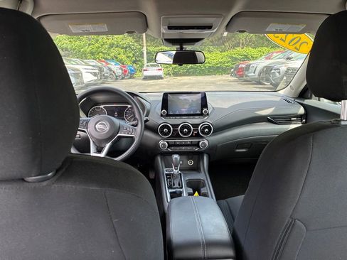 Certified 2023 Nissan Sentra SV FWD image 22