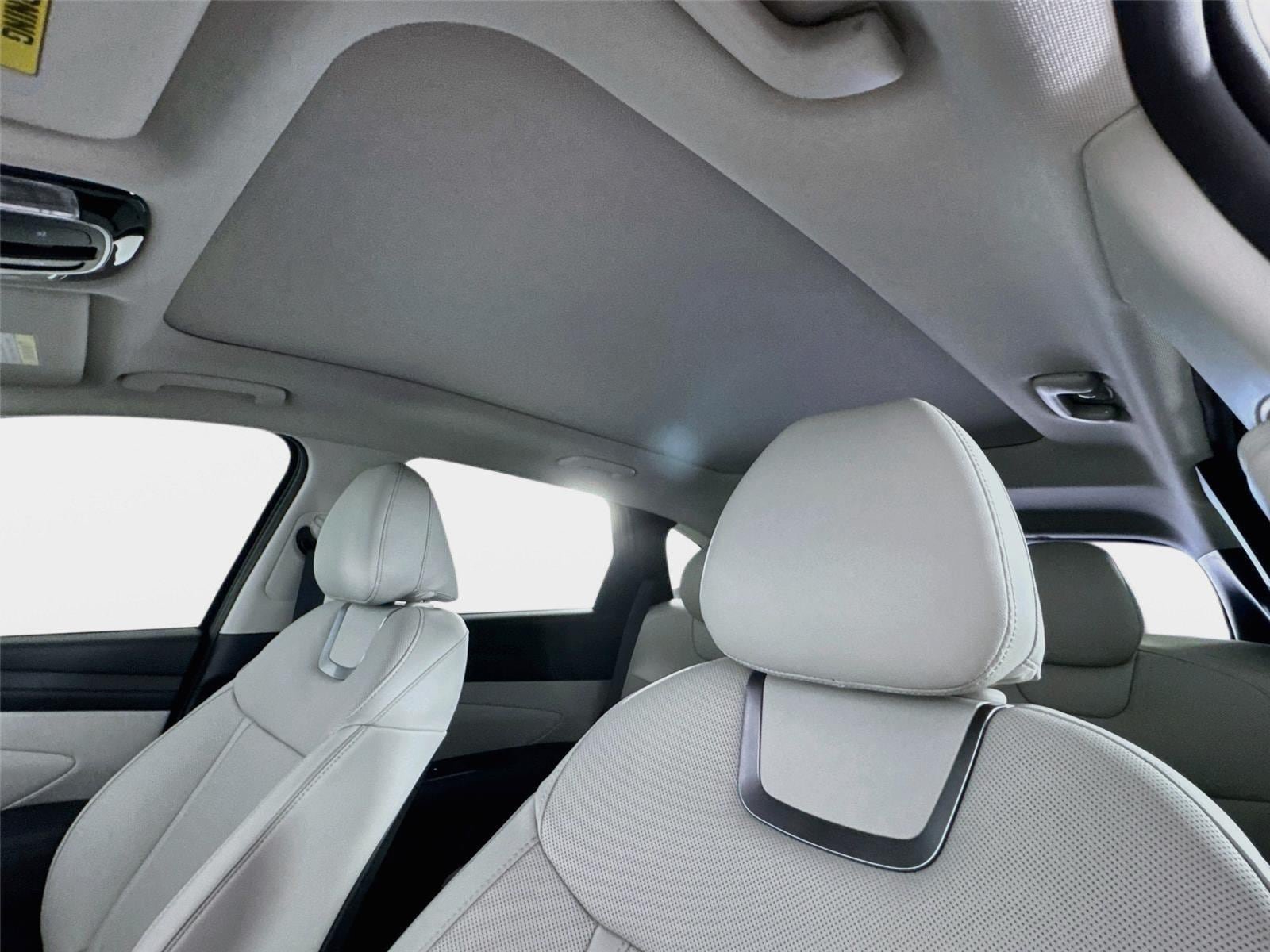 New 2026 Hyundai Tucson Limited FWD image 14