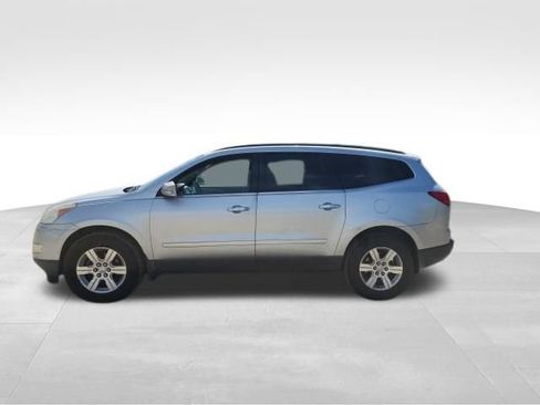 Used 2012 Chevrolet Traverse LT FWD image 6