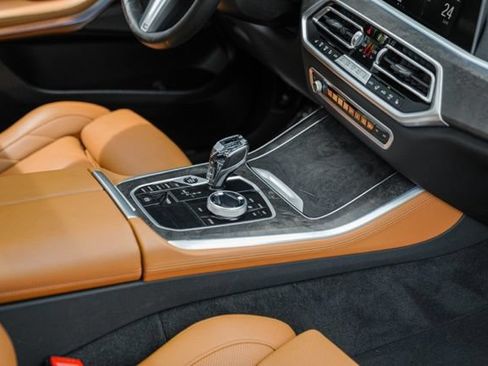 Used 2023 BMW X5 sDrive40i w/ M Sport Package RWD image 36