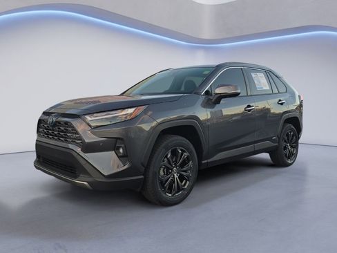 Used 2024 Toyota RAV4 Limited image 2