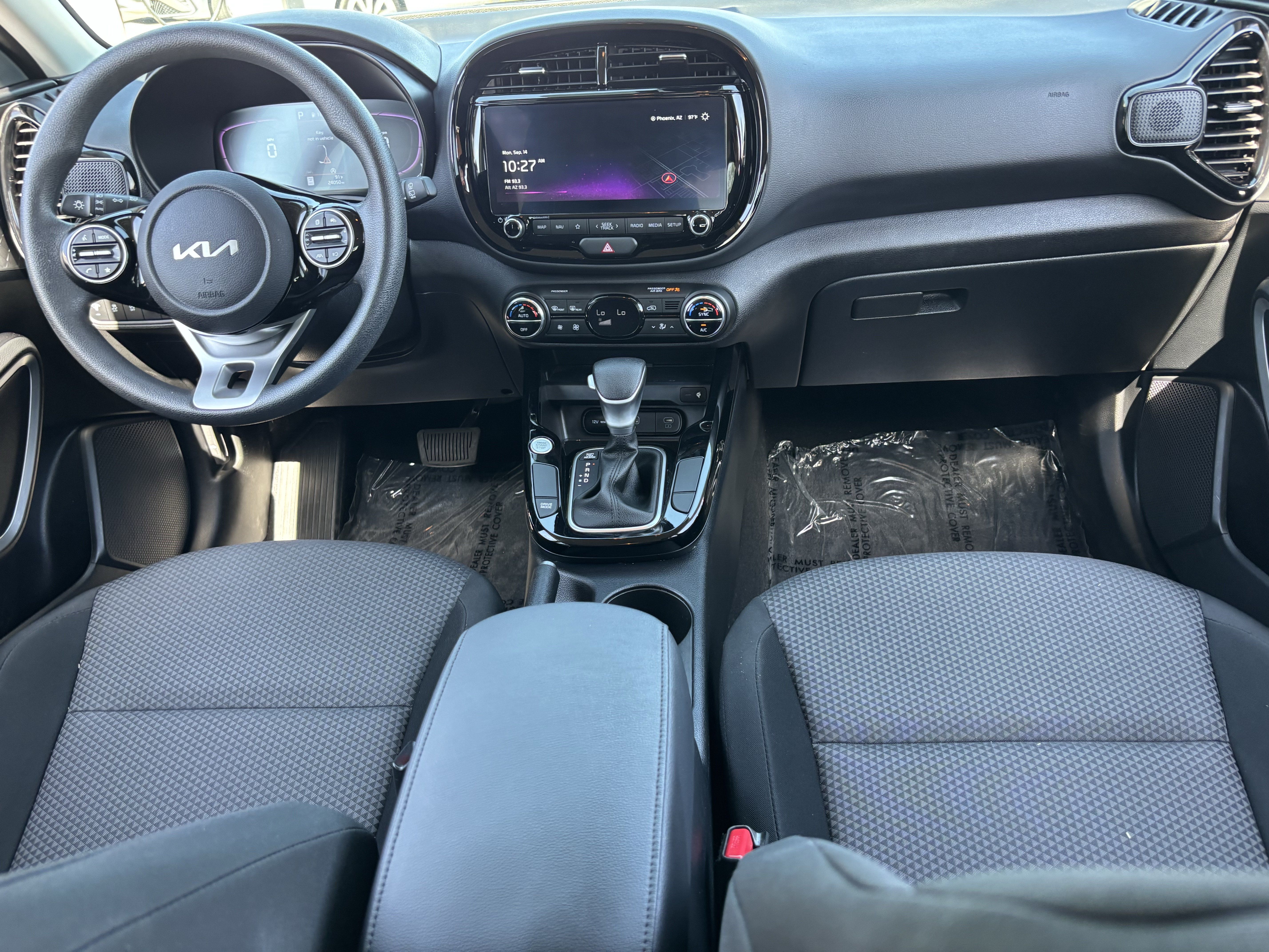 Certified 2025 Kia Soul S FWD image 13