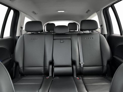 New 2026 Hyundai Ioniq 9 SEL w/ Tow & Go Package image 16