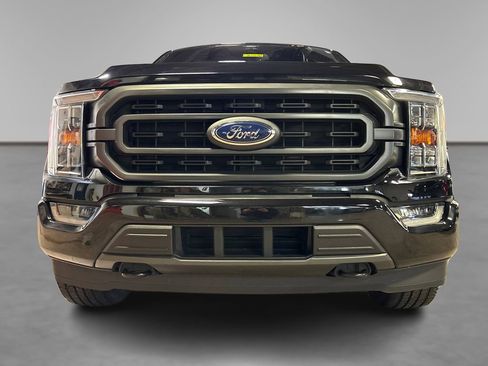 Used 2022 Ford F150 XLT w/ Equipment Group 302A High AWD/4WD image 13