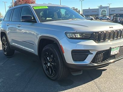 New 2025 Jeep Grand Cherokee Laredo